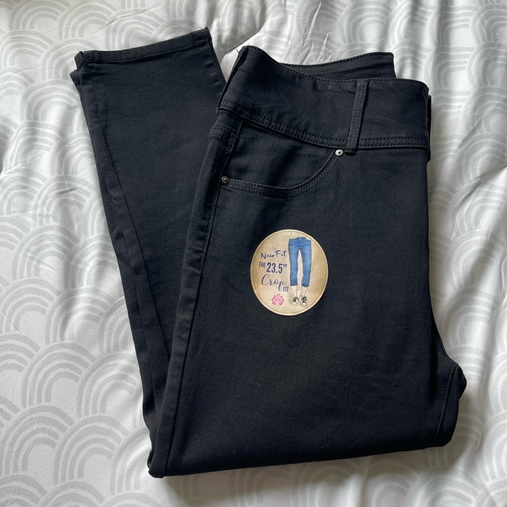 Wallflower black crop jeans